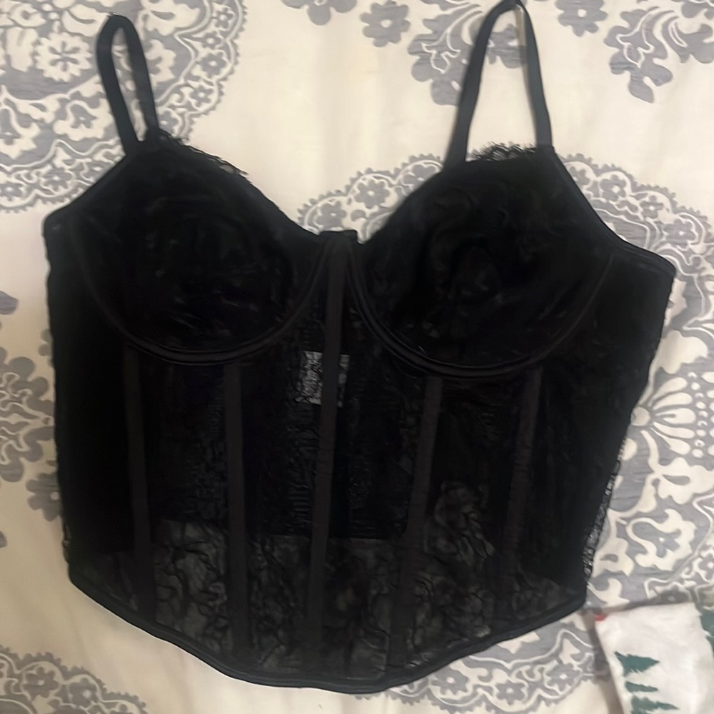 Super cute never worn black corset